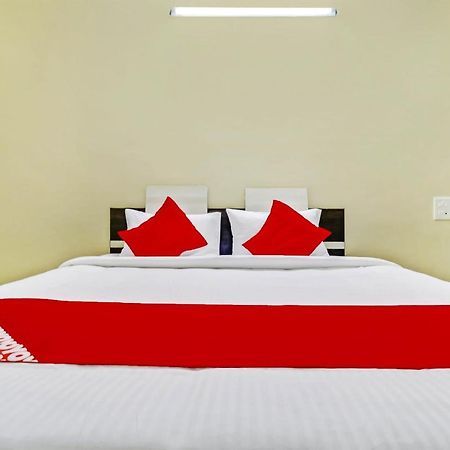 Oyo J P Palace Hotel Dod Ballāpur Екстериор снимка