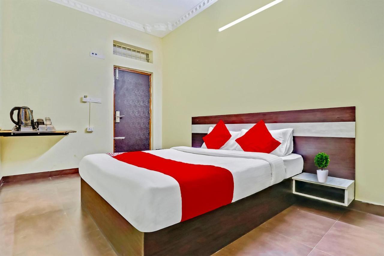 Oyo J P Palace Hotel Dod Ballāpur Екстериор снимка