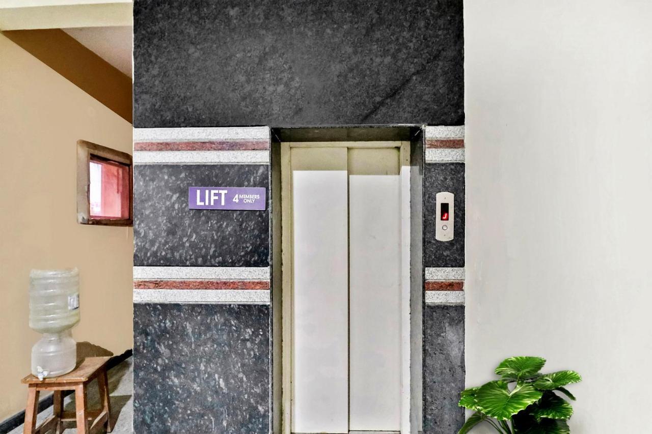 Oyo J P Palace Hotel Dod Ballāpur Екстериор снимка