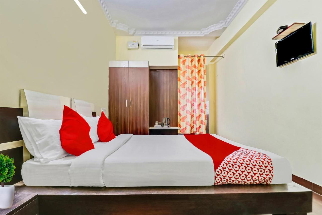 Oyo J P Palace Hotel Dod Ballāpur Екстериор снимка